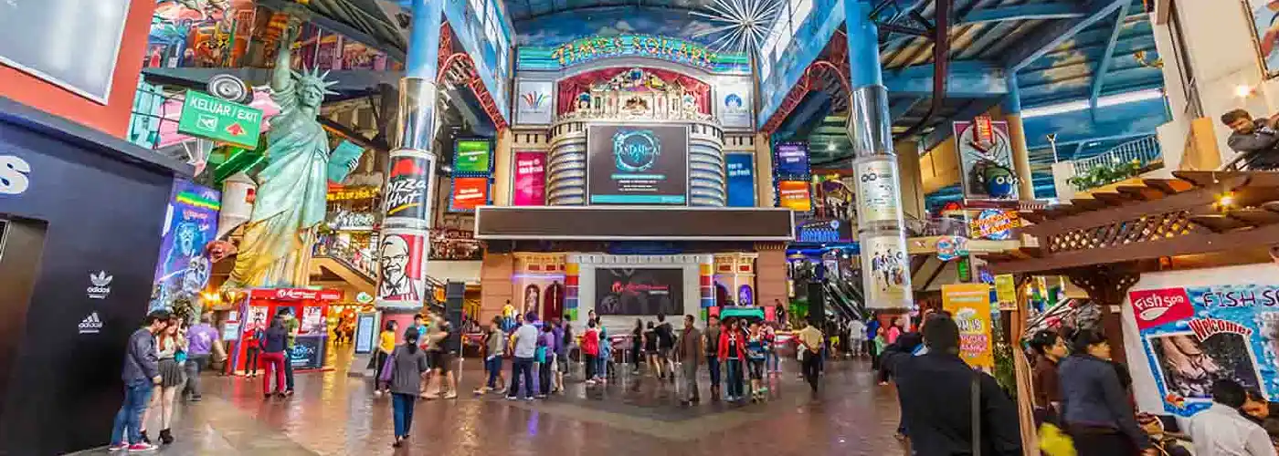 Get Exclusive IMG World Resident Offer