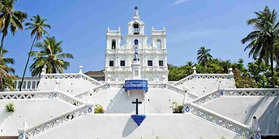 Cultural & Historic Day Tour: Churches, Temples & Spice