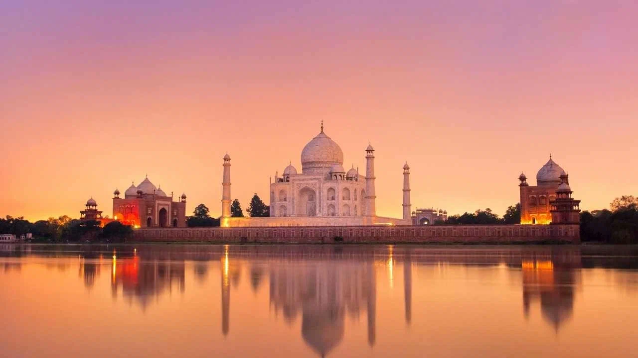 Magical Sunrise at Taj Mahal Agra