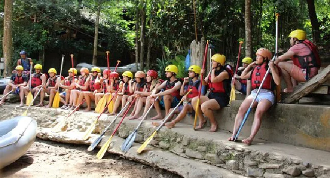 Thai Buffet and Chiang Mai Taeng River Tour