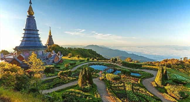 Doi Inthanon National Park and Chiang Mai Royal Project Tour