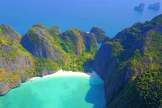 Phi Phi Islands Adventure Day Trip with Seaview Lunch by V.Marine (Shared Transfer)
