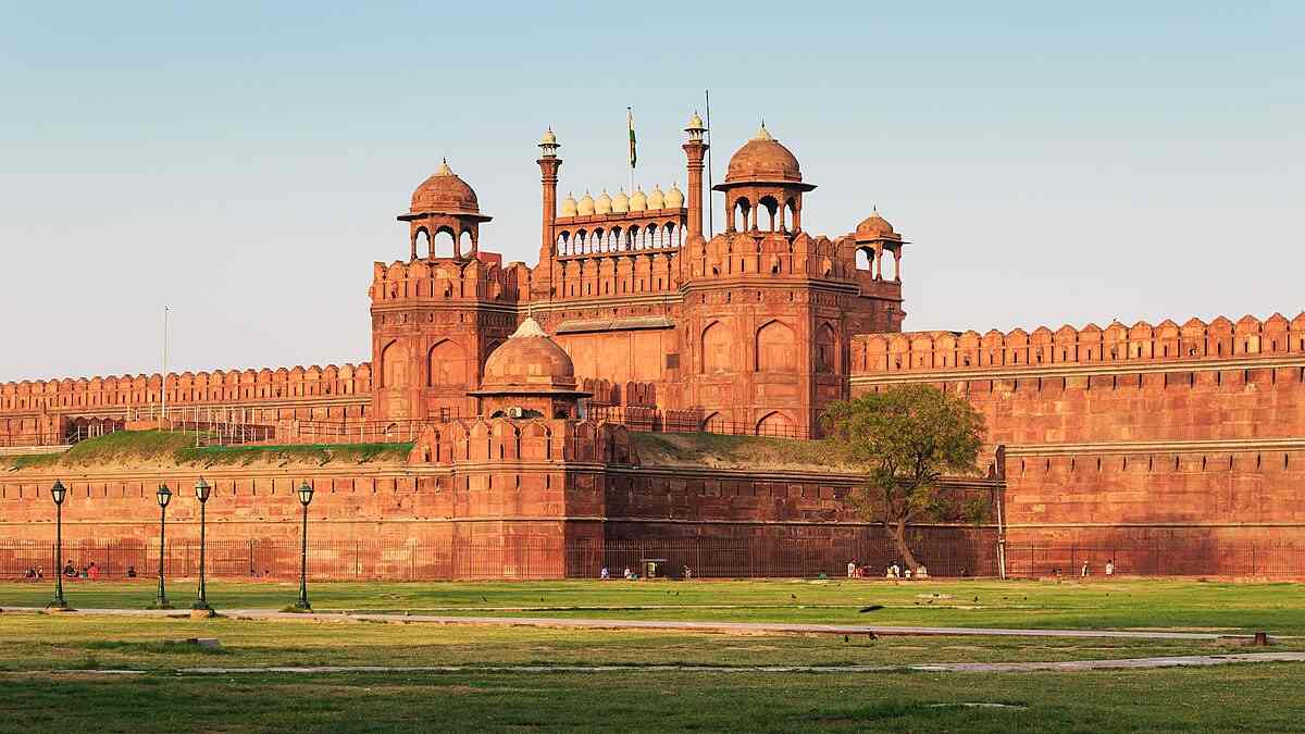 Tour to The Taj Mahal and Agra